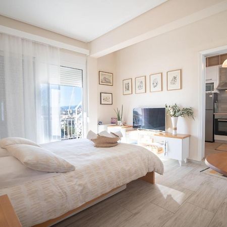Pagrati 1 Bedroom 2 Persons Apartment By Mps Атина Екстериор снимка