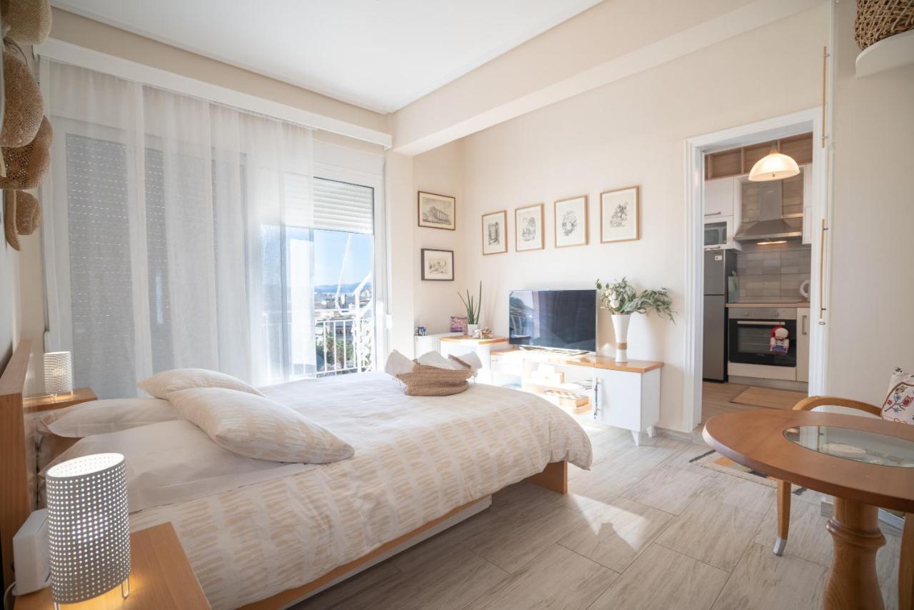 Pagrati 1 Bedroom 2 Persons Apartment By Mps Атина Екстериор снимка